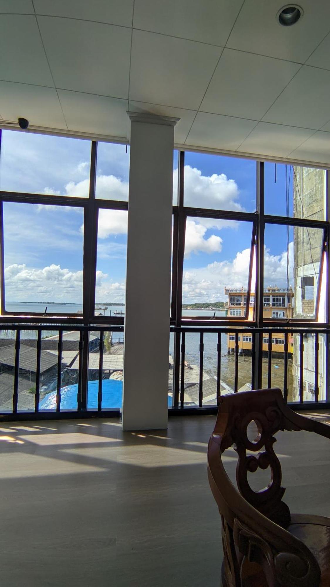 Melin Hotel Tanjungpinang Bagian luar foto